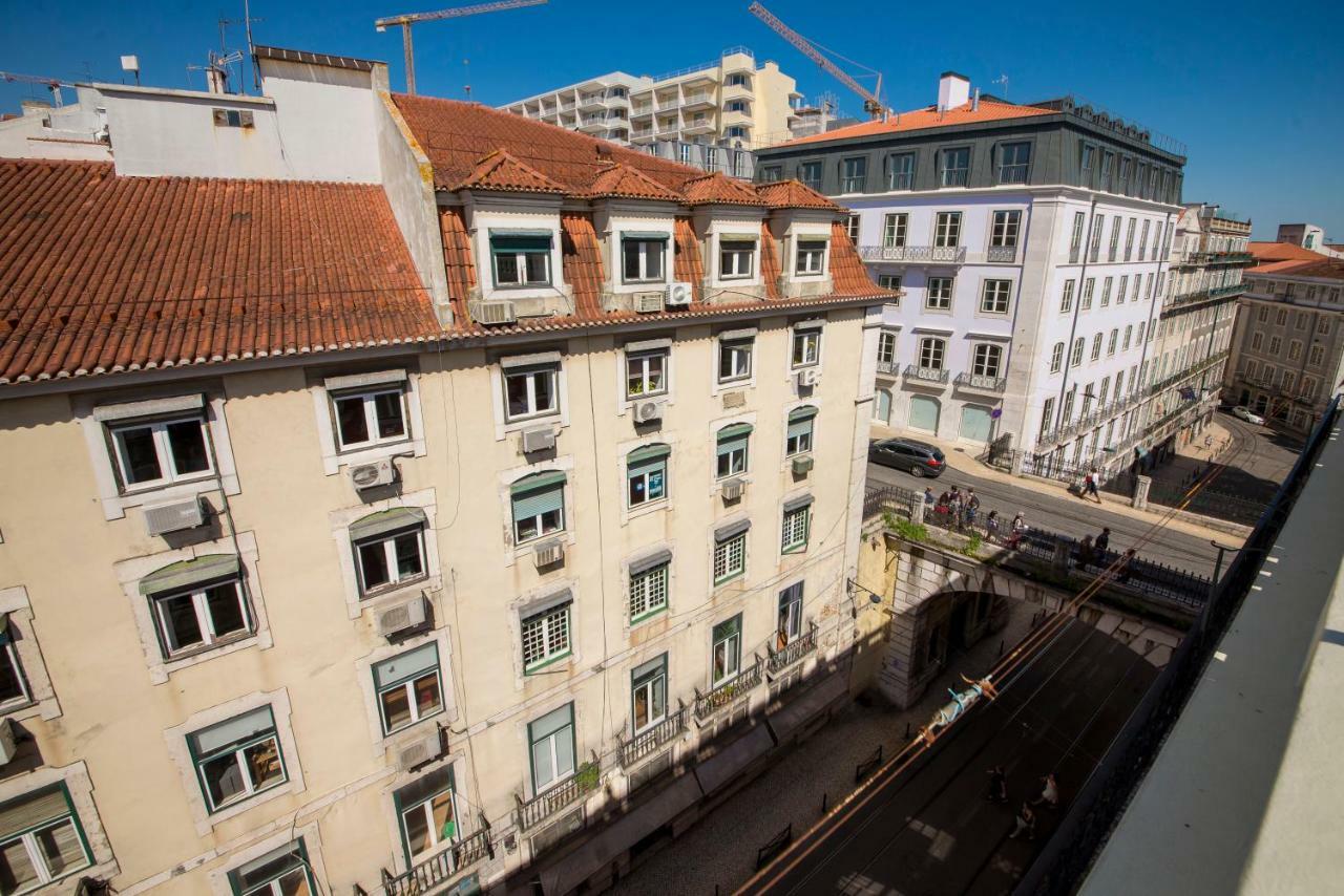 A Captivating Apartment Close To River Tagus In 리스본 외부 사진